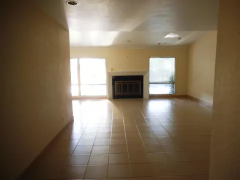 3819 Wasatch Dr, Redding, CA 96001 photo 2