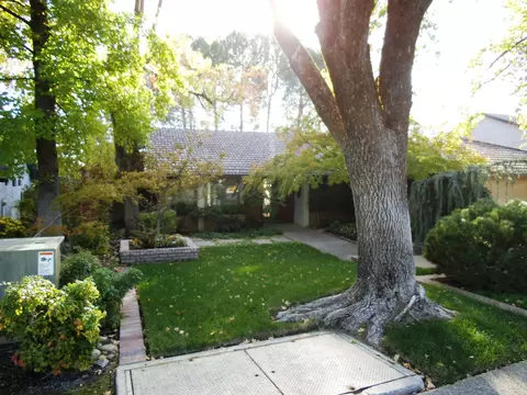 3819 Wasatch Dr, Redding, CA 96001 photo 1
