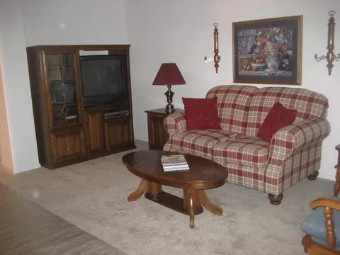 1786 Vinson, Redding, CA 96003 photo 4