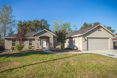 3581 Sacramento Dr, Redding, CA 96001 photo 1