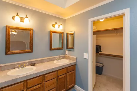 1663 Hominy Way, Redding, CA 96003 photo 22