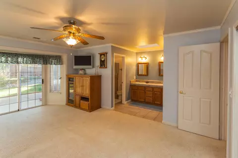 1663 Hominy Way, Redding, CA 96003 photo 19