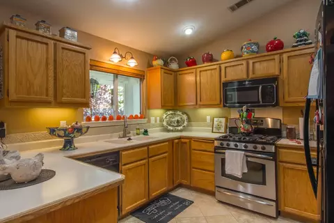 4106 Bowyer Blvd, Redding, CA 96002 photo 4