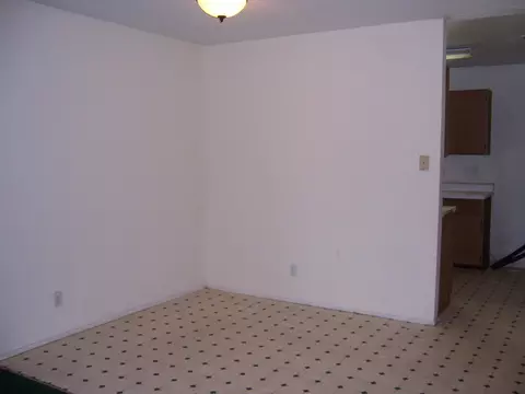 1289 Deborah Dr, Red Bluff, CA 96080 photo 3