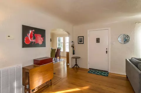 2366 Placer St, Redding, CA 96001 photo 4
