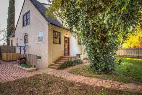 2366 Placer St, Redding, CA 96001 photo 27