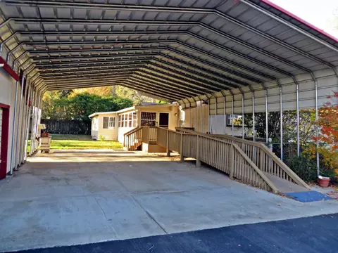 18565 Lloyd Ln, Anderson, CA 96007 photo 9