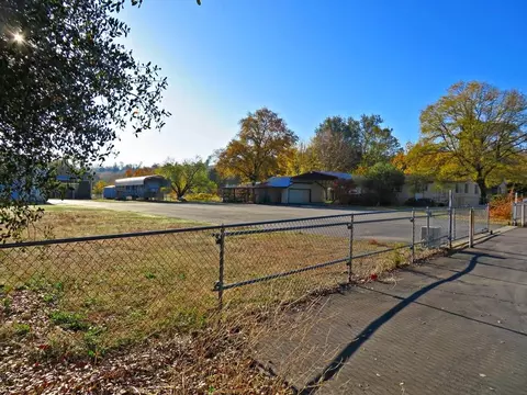 18565 Lloyd Ln, Anderson, CA 96007 photo 19