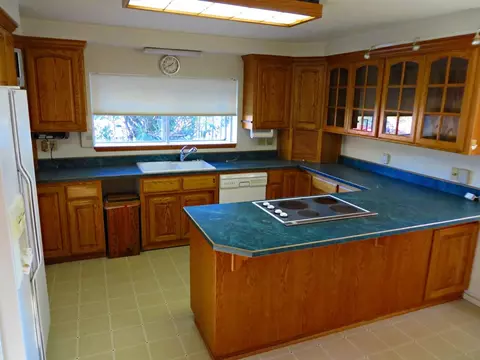 18565 Lloyd Ln, Anderson, CA 96007 photo 5