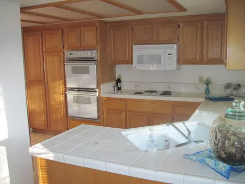 2327 Western Oak Dr, Redding, CA 96002 photo 9