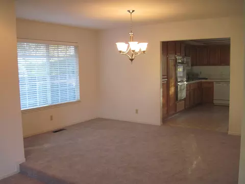 2327 Western Oak Dr, Redding, CA 96002 photo 7