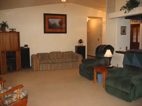 18081 Forest Rd, Lakehead, CA 96051 photo 16