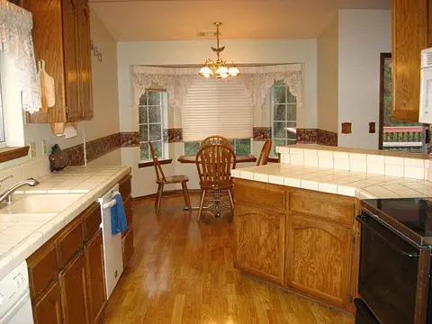 18081 Forest Rd, Lakehead, CA 96051 photo 12