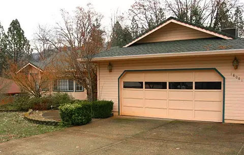 18081 Forest Rd, Lakehead, CA 96051 photo 2