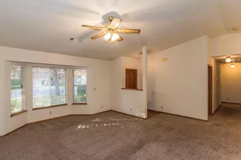 3500 Bridger Dr, Redding, CA 96002 photo 4