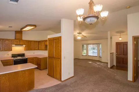 3500 Bridger Dr, Redding, CA 96002 photo 7