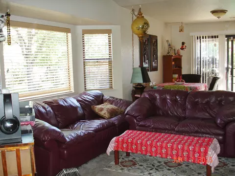 1055 Dara Ct, Redding, CA 96003 photo 11