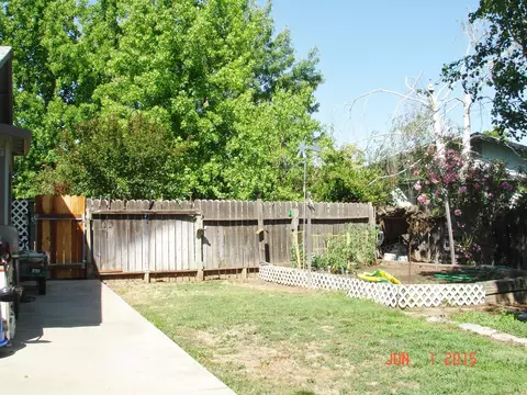 1055 Dara Ct, Redding, CA 96003 photo 23