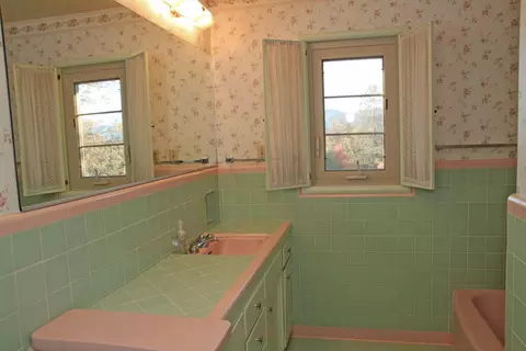 2746 Foothill Blvd, Redding, CA 96001 photo 12