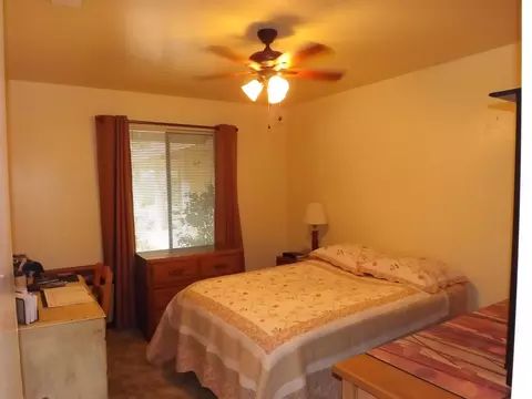 811 Oakmont Dr, Redding, CA 96003 photo 12