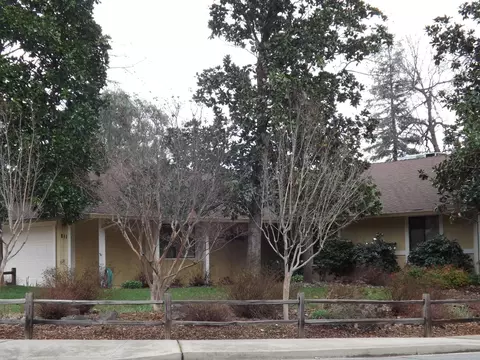 811 Oakmont Dr, Redding, CA 96003 photo 21
