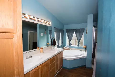 21560 Squaw Grass Trl, Redding, CA 96003 photo 13