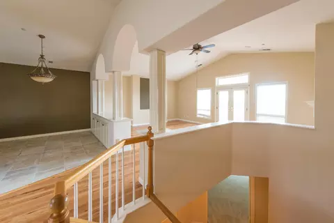 869 Cherryhill Trl, Redding, CA 96003 photo 7