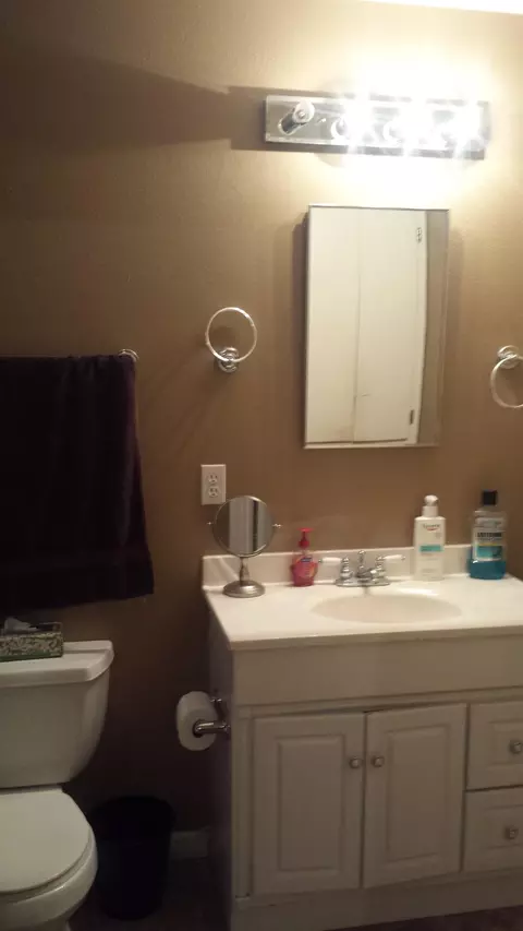 1074 East St, Redding, CA 96001 photo 11