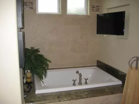 6143 Riverside Dr, Redding, CA 96001 photo 18