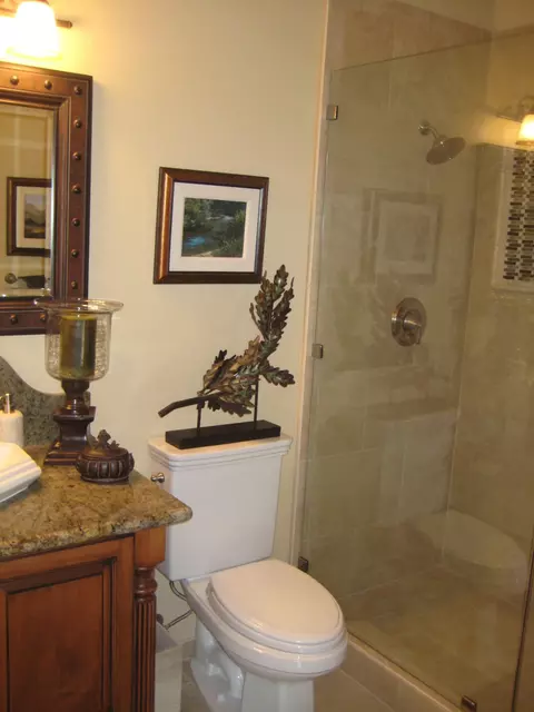 6143 Riverside Dr, Redding, CA 96001 photo 13