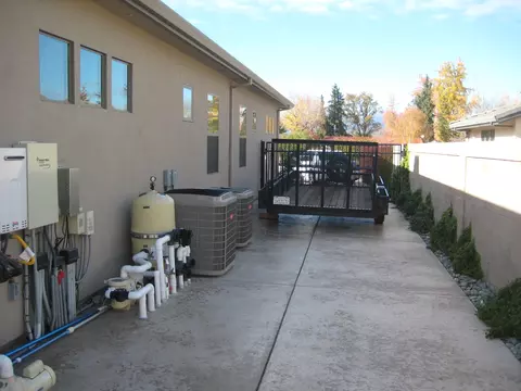 6143 Riverside Dr, Redding, CA 96001 photo 34