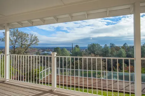 4639 Memory Ln, Redding, CA 96001 photo 6