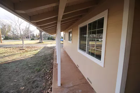 3260 Cockerill Dr, Redding, CA 96002 photo 2