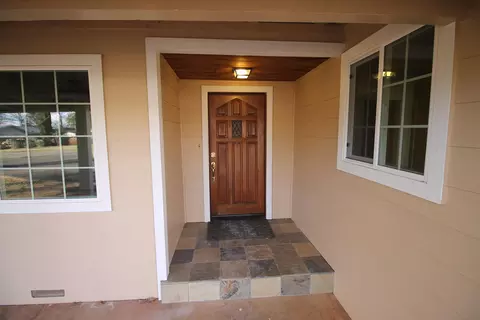 3260 Cockerill Dr, Redding, CA 96002 photo 3