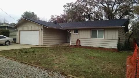 2859 Robert Ct, Redding, CA 96002 photo 1