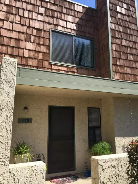 910 Chamise Way, Redding, CA 96002 photo 2