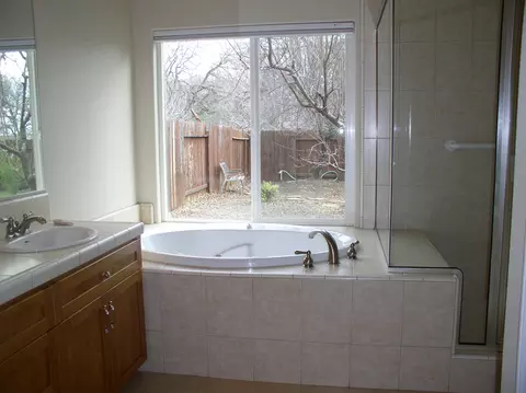 7503 Robles Dr, Redding, CA 96002 photo 10