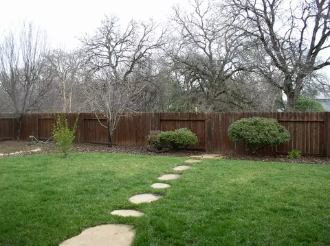 7503 Robles Dr, Redding, CA 96002 photo 15