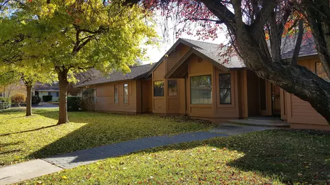 1865 El Verano St, Redding, CA 96002 photo 16