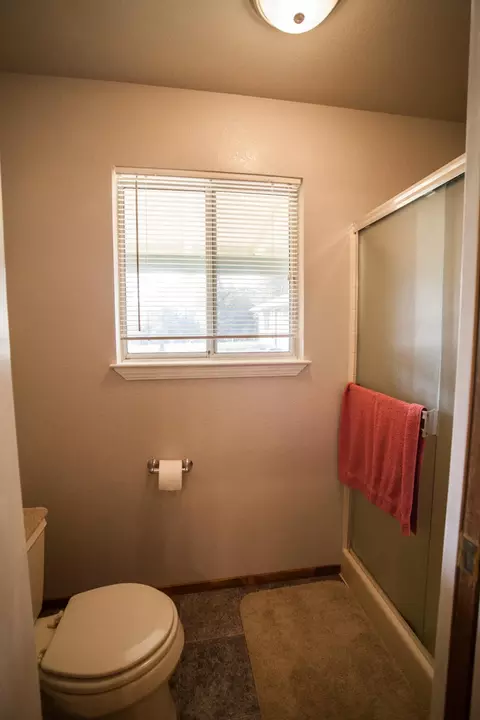 13452 Grizzly Way, Redding, CA 96003 photo 34