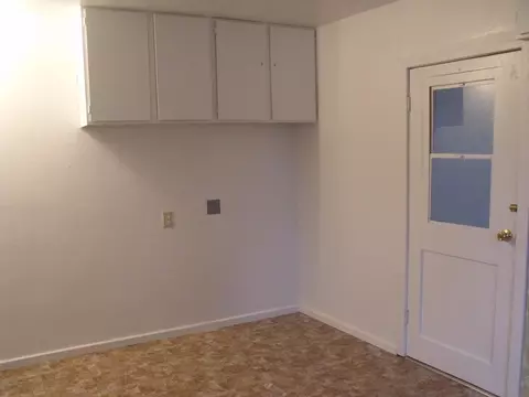 1674 Green St, Redding, CA 96003 photo 5