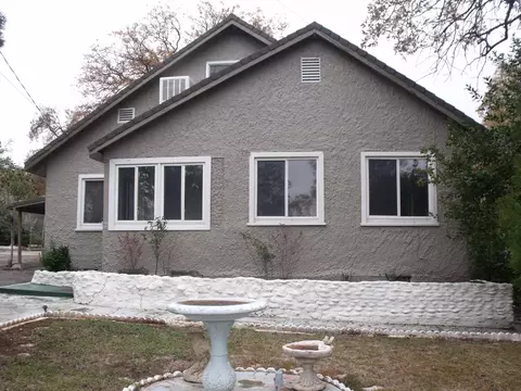 1674 Green St, Redding, CA 96003 photo 1