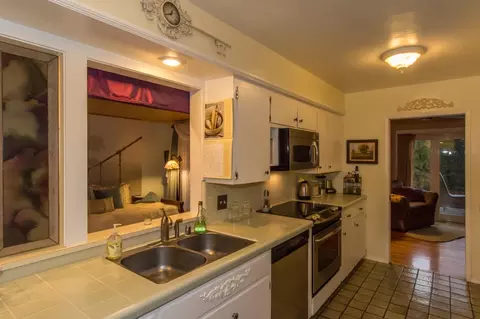 1253 Almond Ave, Redding, CA 96001 photo 22