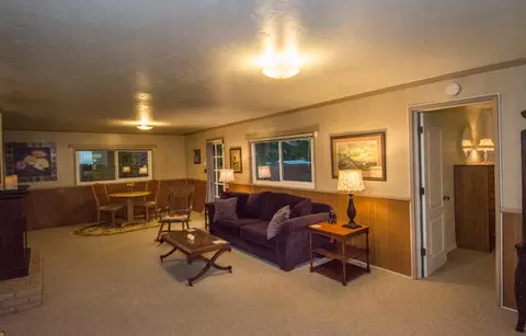 1253 Almond Ave, Redding, CA 96001 photo 38