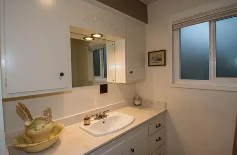 1253 Almond Ave, Redding, CA 96001 photo 7