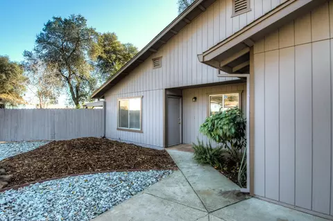 3787 Harrow Ct, Redding, CA 96002 photo 2