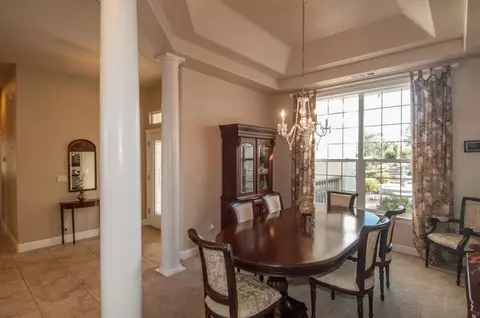 7575 Camino Del Encina Dr, Redding, CA 96001 photo 4