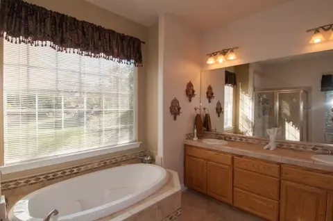 7575 Camino Del Encina Dr, Redding, CA 96001 photo 11