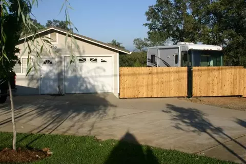 9211 Stillwater Rd, Redding, CA 96002 photo 2