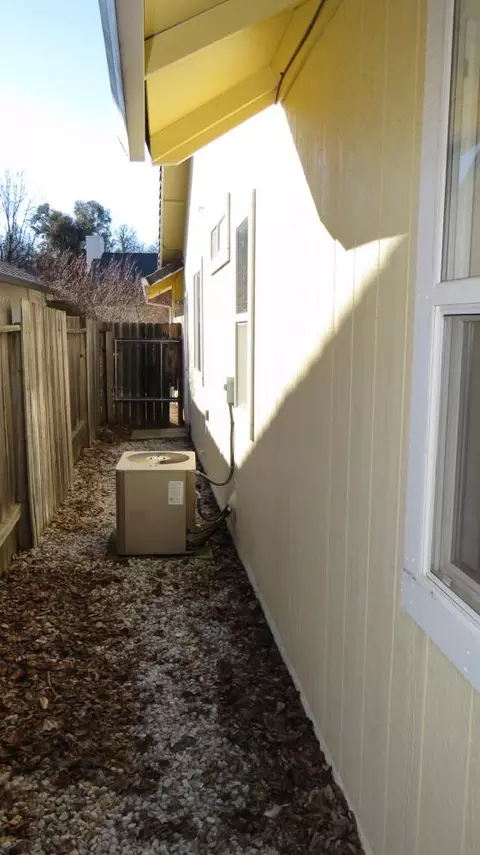 231 Yolla Bolly Trl, Redding, CA 96003 photo 18